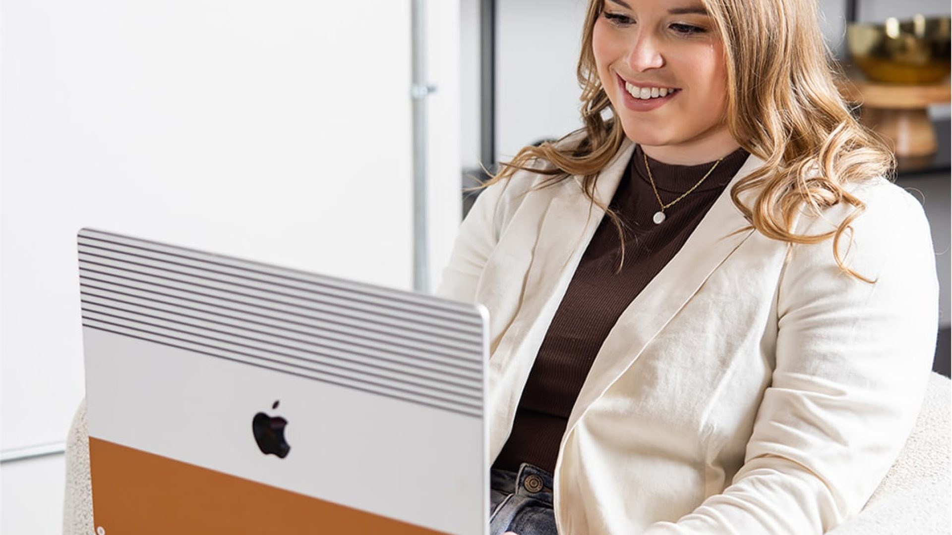 How to Company Newsletter: Company Newsletter Ideas and Best Tips